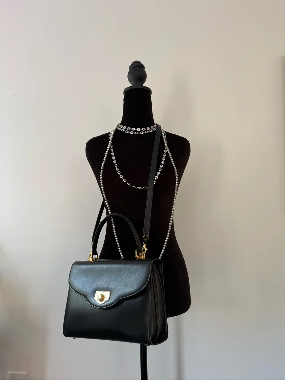 Bally Hand Bag Black Leather